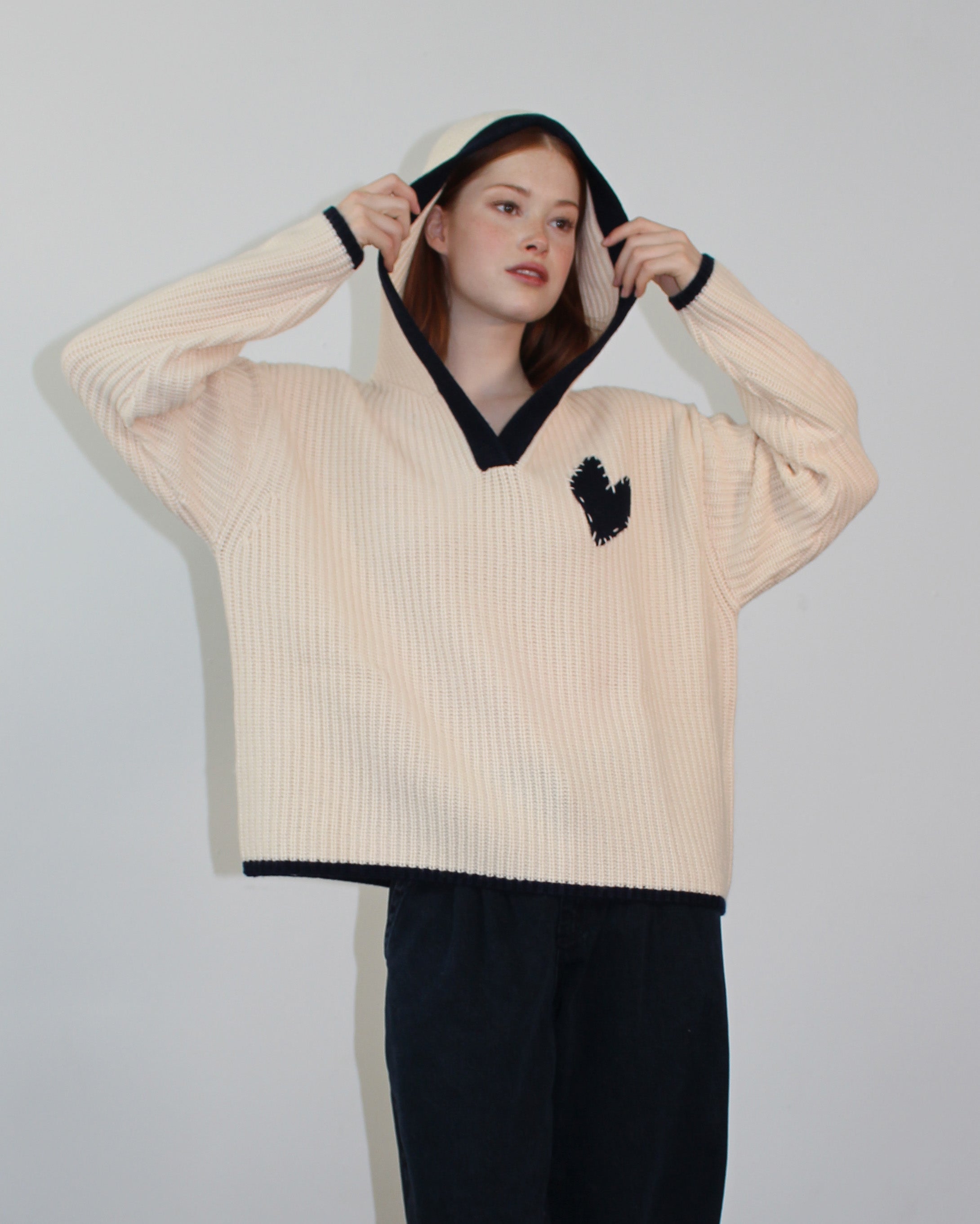 DAGMAR VON SCHMAUS - S25-256 Heart Sweater